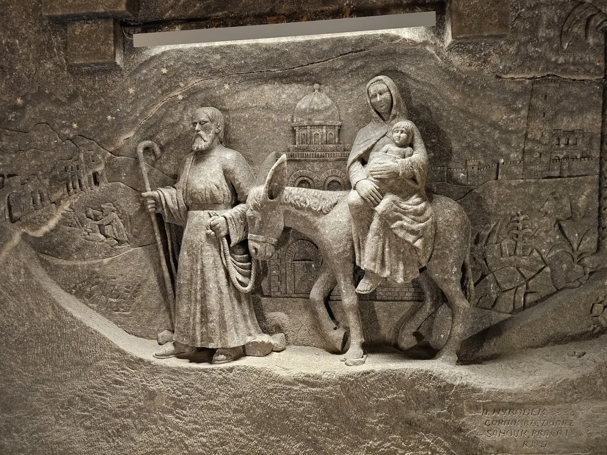 Salt carving of the Holy Family on the flight to Egypt